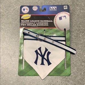 MLB Yankees Pet Collar Bandana